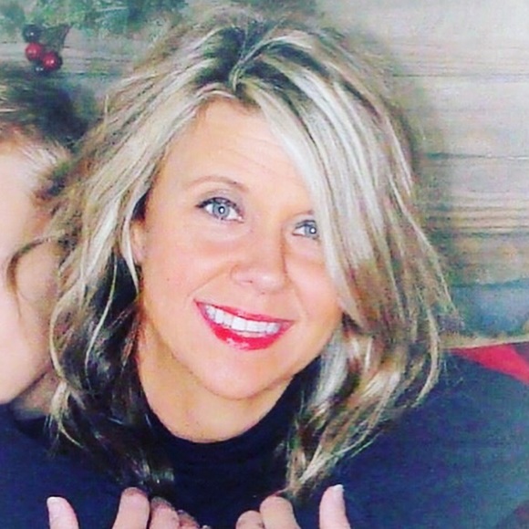 Meet the Posher Other - Meet your Posher, Machelle